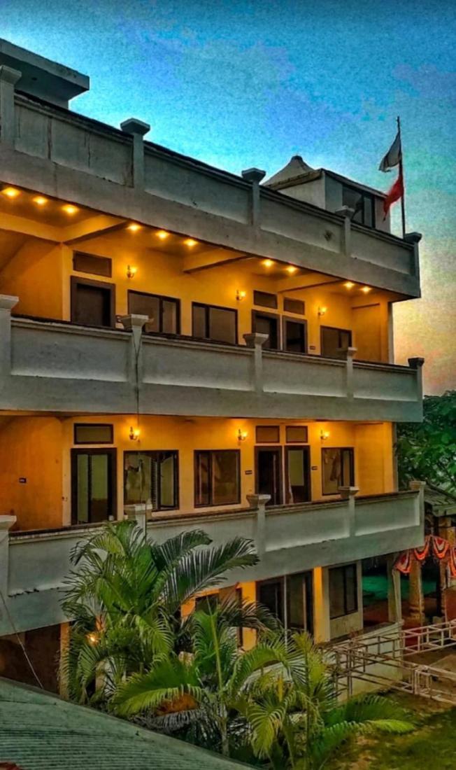 Hotel Malhotra Palace Ujjain Εξωτερικό φωτογραφία